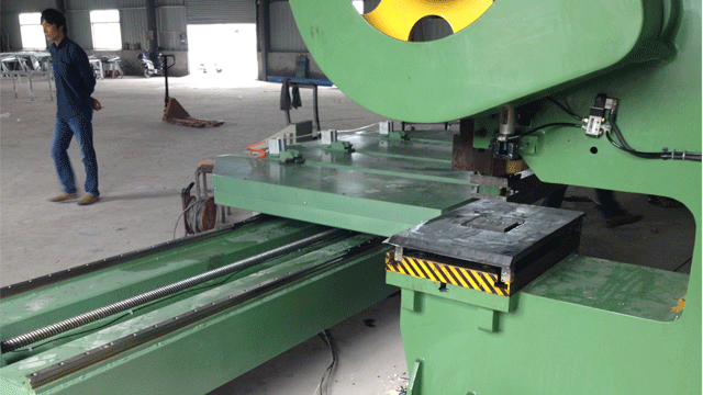 沖壓送料機(jī)的使用與保養(yǎng)延長(zhǎng)壽命!