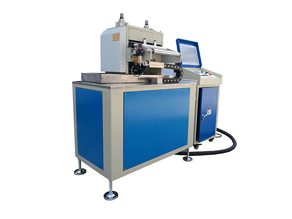 NCRF(X-Y)伺服偏擺滾輪送料機 NCRF(X-Y)伺服偏擺滾輪送料機